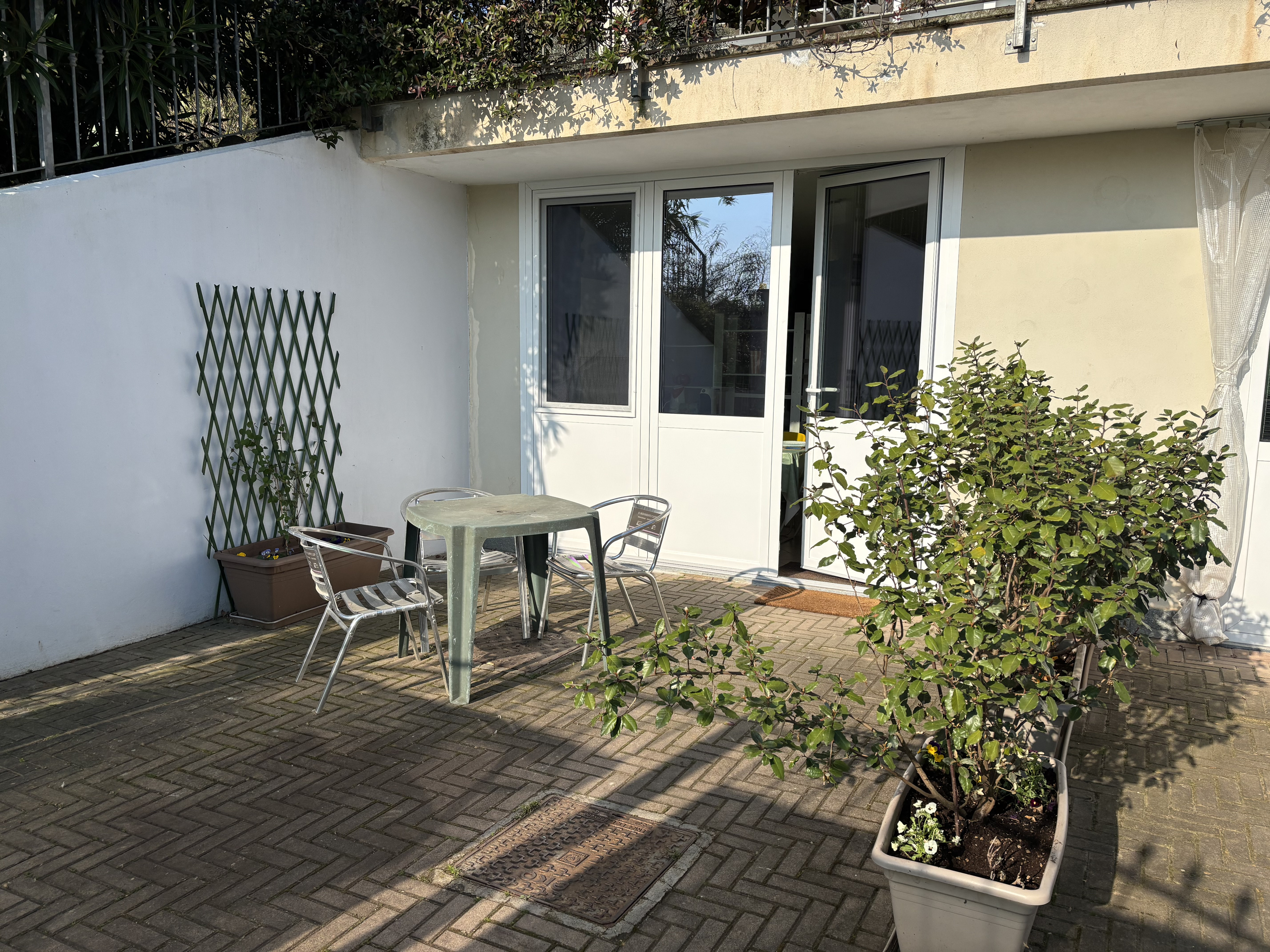 Il cortile privato di The Green Space, l'alloggio pet friendly del B&B Paradise sulla collina di Superga